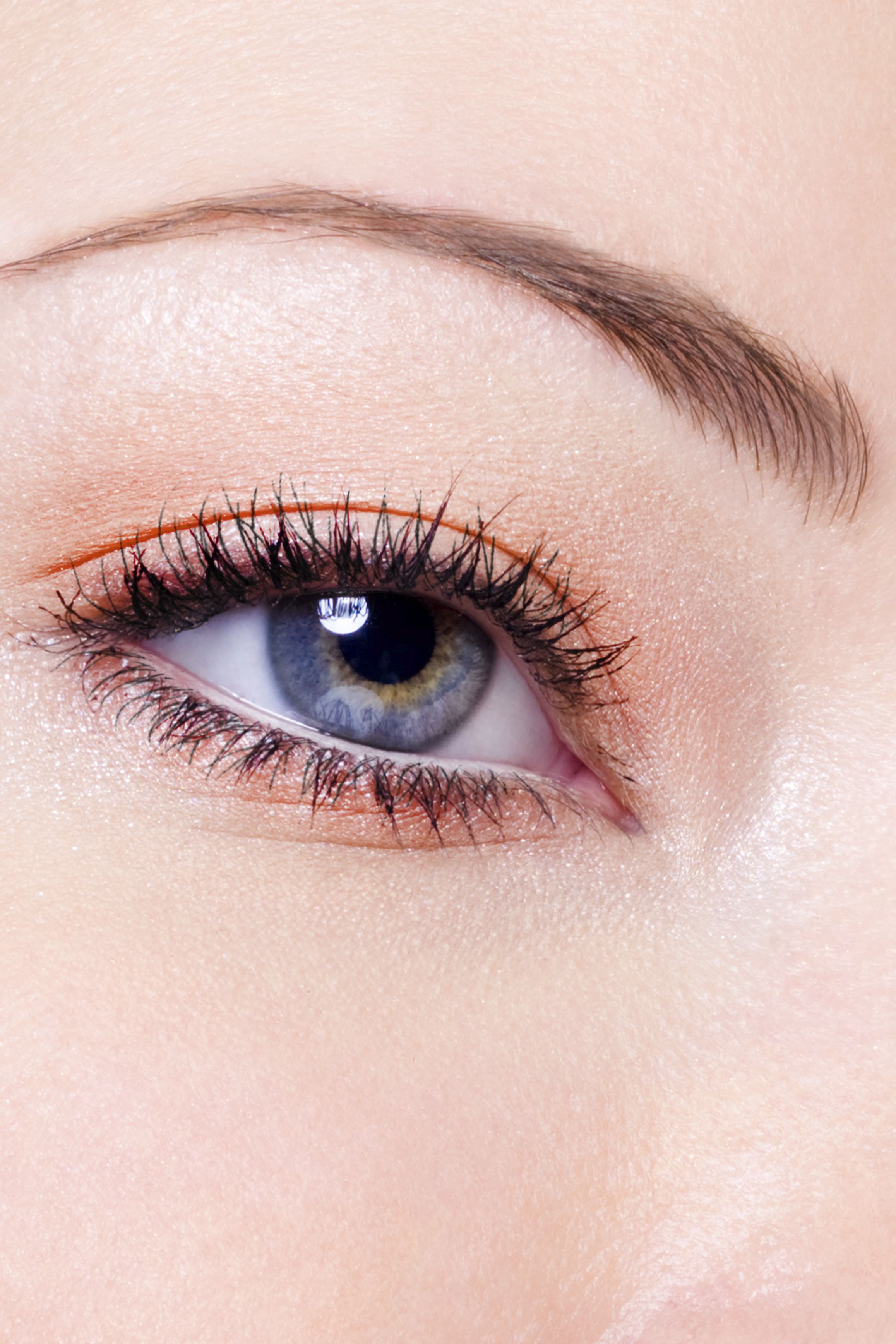 Close up photo of an eye